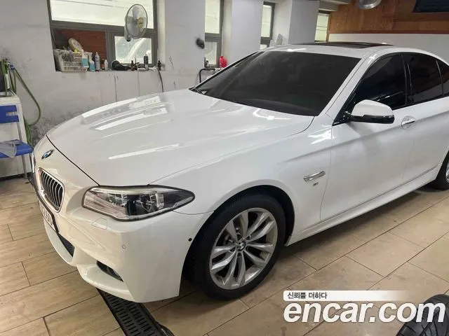 BMW 5 SERIES 2016 — 86 200 км, белый, Корея — под ключ — фото 11