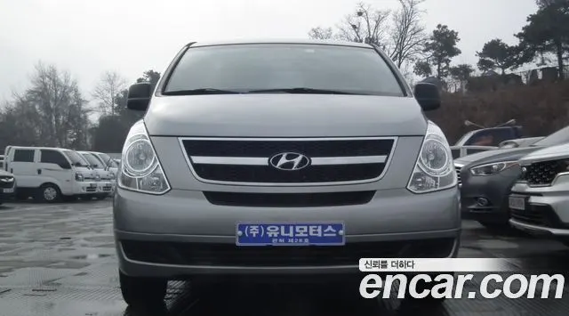 HYUNDAI GRAND STAREX 2014 — 175 680 км, серебристый, Корея — под ключ — фото 3