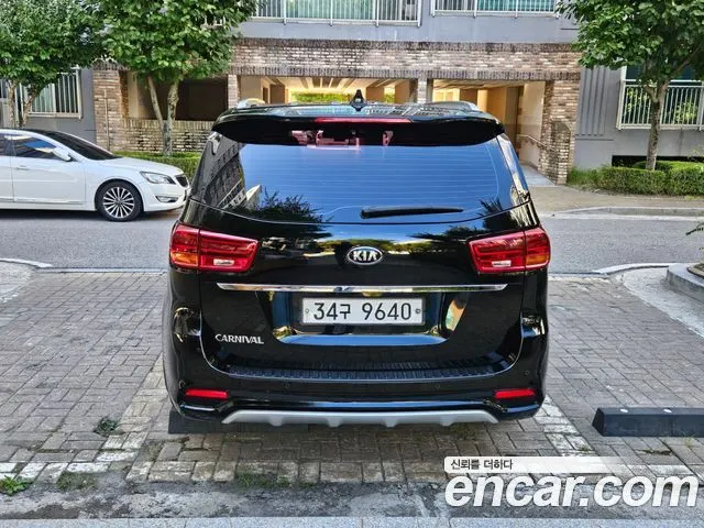 KIA CARNIVAL 2019 — 158 000 км, чёрный, Корея — под ключ — фото 5
