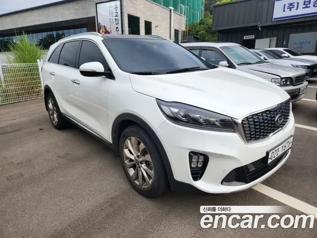 KIA SORENTO 2019 — 159 000 км, белый, Корея — под ключ — фото 3