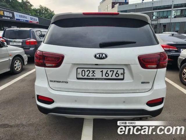 KIA SORENTO 2019 — 159 000 км, белый, Корея — под ключ — фото 4