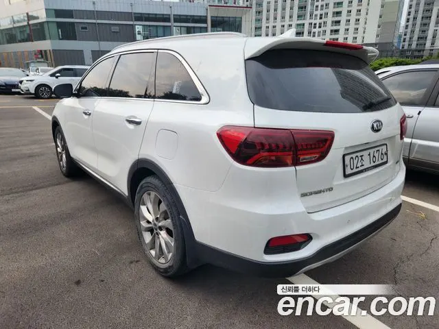 KIA SORENTO 2019 — 159 000 км, белый, Корея — под ключ — фото 5