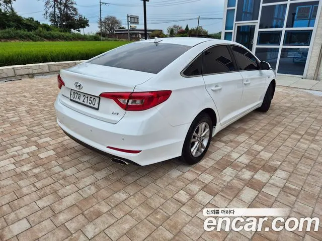 HYUNDAI SONATA 2017 — 271 614 км, белый, Корея — под ключ — фото 4