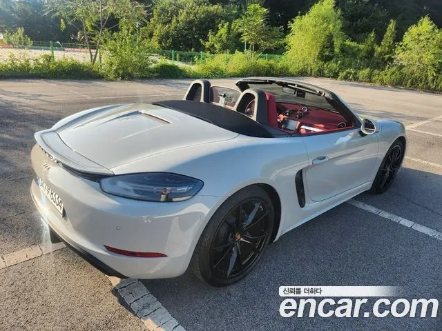 PORSCHE 718 BOXSTER 2021 — 15 300 км, серебристый, Корея — под ключ — фото 2