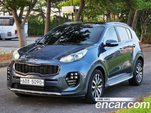 KIA SPORTAGE 2017 — 131 000 км, синий, Корея — под ключ — фото 2