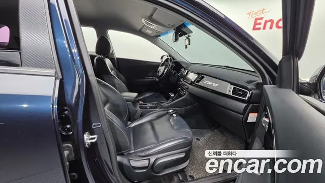 KIA NIRO 2018 — 88 466 км, синий, Корея — под ключ — фото 10