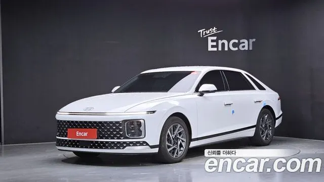 HYUNDAI GRANDEUR GN7 2025
