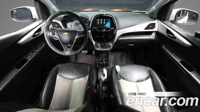 CHEVROLET SPARK 2016 — 117 452 км, белый-перламутр, Корея — под ключ — фото 7