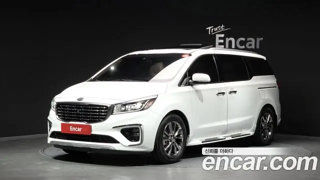 KIA CARNIVAL 2019 — 136 299 км, белый, Корея — под ключ — фото 1