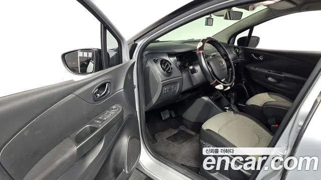 RENAULT KOREA QM3 2014 — 94 995 км, серебристо-серый, Корея — под ключ — фото 10