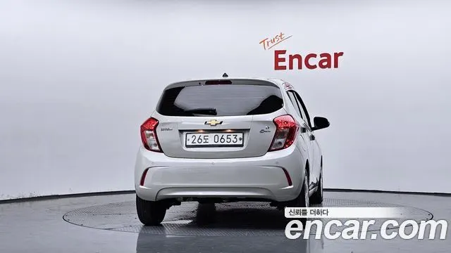 CHEVROLET SPARK 2017 — 111 837 км, белый-перламутр, Корея — под ключ — фото 4