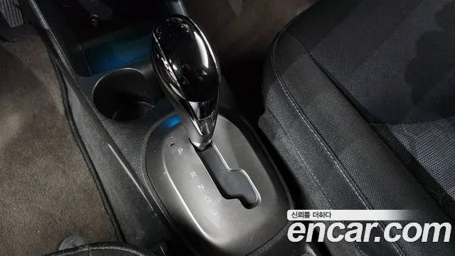 CHEVROLET SPARK 2017 — 111 837 км, белый-перламутр, Корея — под ключ — фото 9