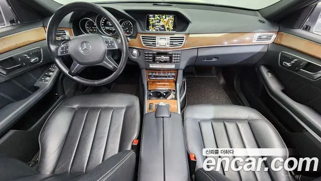 MERCEDES-BENZ E-CLASS W212 2014 — 117 007 км, серебристый, Корея — под ключ — фото 7