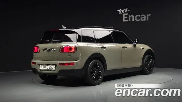 MINI COOPER CLUBMAN 2019 — 99 539 км, бежевый, Корея — под ключ — фото 2