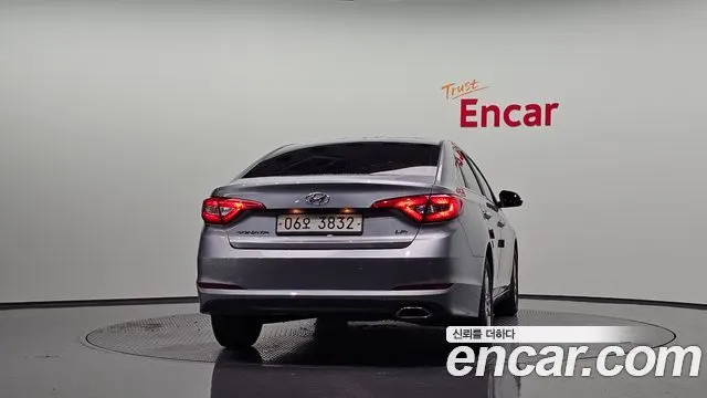 HYUNDAI SONATA 2015 — 158 489 км, серебристо-серый, Корея — под ключ — фото 4
