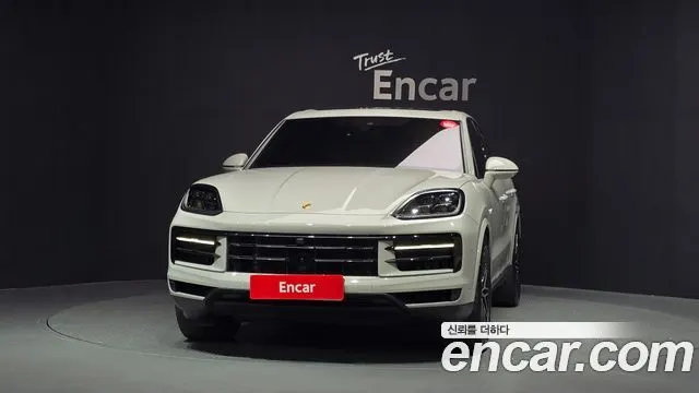 PORSCHE CAYENNE 2025 — 24 198 км, серебристо-серый, Корея — под ключ — фото 1