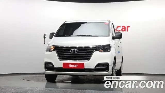 HYUNDAI GRAND STAREX 2019 — 209 182 км, белый, Корея — под ключ — фото 3