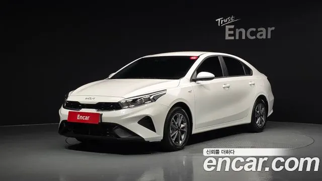 KIA K3 2024 — 15 233 км, белый, Корея — под ключ — фото 11
