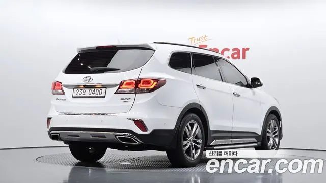 HYUNDAI MAXCRUZ 2017 — 103 378 км, белый, Корея — под ключ — фото 1