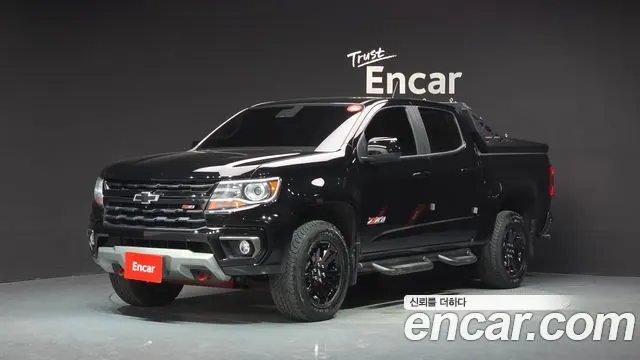 CHEVROLET REAL NEW COLORADO 2021 — 106 716 км, чёрный, Корея — под ключ — фото 1