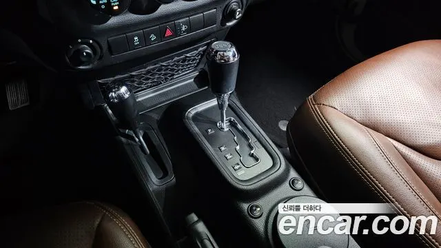 JEEP WRANGLER 2017 — 154 467 км, белый-перламутр, Корея — под ключ — фото 9