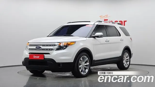 FORD EXPLORER 2015 — 147 265 км, белый, Корея — под ключ — фото 1