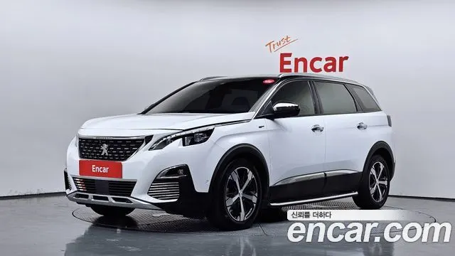 PEUGEOT 5008 2019