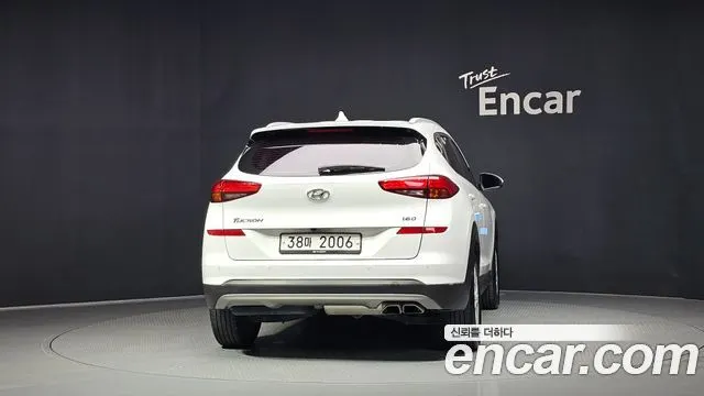 HYUNDAI TUCSON 2019 — 121 358 км, белый, Корея — под ключ — фото 4