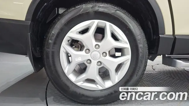 KGM REXTON SPORTS 2024 — 22 329 км, белый-перламутр, Корея — под ключ — фото 5