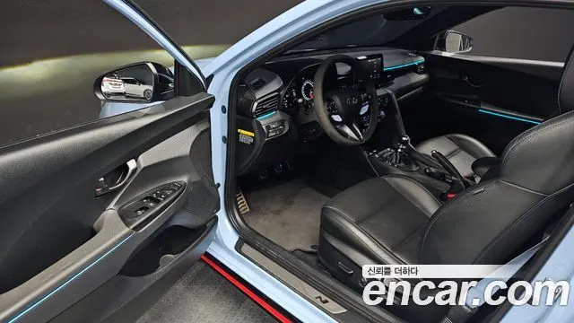 HYUNDAI VELOSTER 2019 — 131 179 км, голубой, Корея — под ключ — фото 10