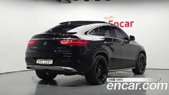 MERCEDES-BENZ GLE-CLASS W166 2018 — 135 340 км, чёрный, Корея — под ключ — фото 2