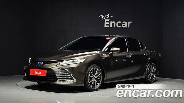 TOYOTA CAMRY 2023 — 25 263 км, светло-золотистый, Корея — под ключ — фото 12