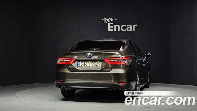 TOYOTA CAMRY 2023 — 25 263 км, светло-золотистый, Корея — под ключ — фото 4