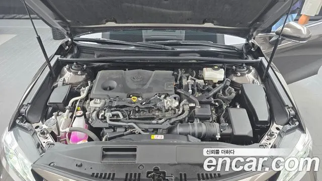 TOYOTA CAMRY 2023 — 25 263 км, светло-золотистый, Корея — под ключ — фото 6