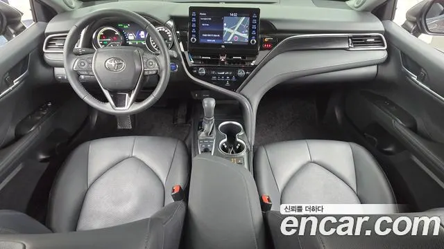 TOYOTA CAMRY 2023 — 25 263 км, светло-золотистый, Корея — под ключ — фото 7