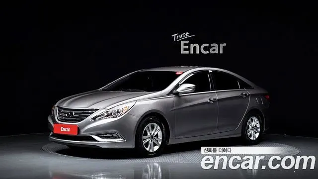 HYUNDAI SONATA 2012 — 113 956 км, серебристо-серый, Корея — под ключ — фото 1
