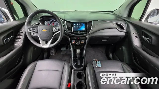 CHEVROLET TRAX 2018 — 58 273 км, белый, Корея — под ключ — фото 7