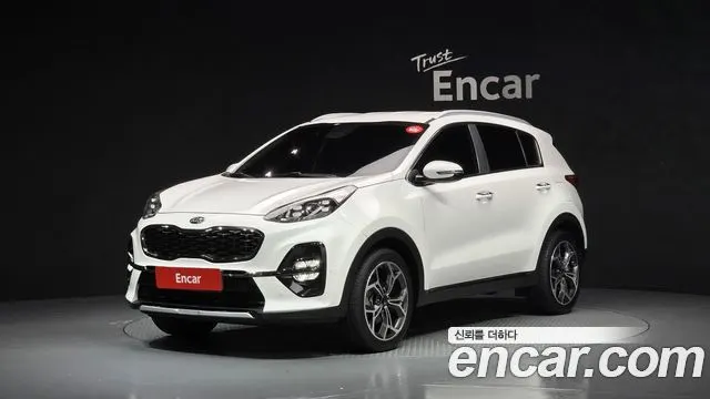 KIA SPORTAGE THE BOLD 2019 — 158 947 км, белый, Корея — под ключ — фото 1