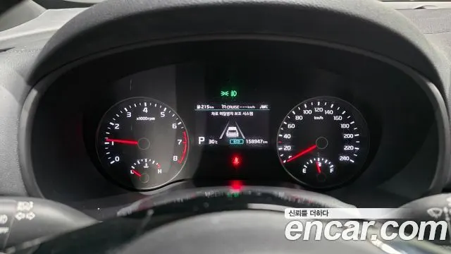 KIA SPORTAGE THE BOLD 2019 — 158 947 км, белый, Корея — под ключ — фото 8
