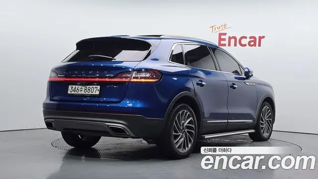 LINCOLN NAUTILUS 2020