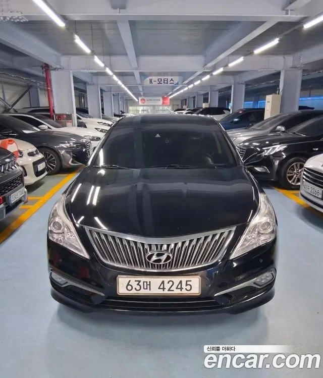 HYUNDAI GRANDEUR HG 2015