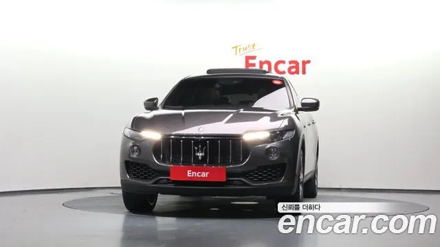 MASERATI LEVANTE 2017 — 118 012 км, серый, Корея — под ключ — фото 3