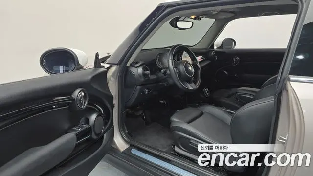 MINI COOPER 2024 — 28 592 км, белый-перламутр, Корея — под ключ — фото 10
