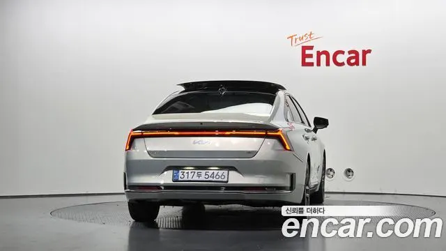 KIA K8 HYBRID 2025 — 22 690 км, серебристо-серый, Корея — под ключ — фото 4