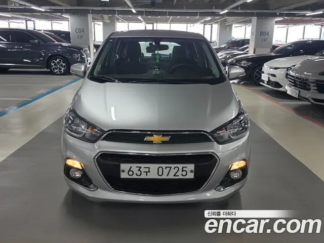 CHEVROLET SPARK 2016 — 99 163 км, серебристый, Корея — под ключ — фото 1