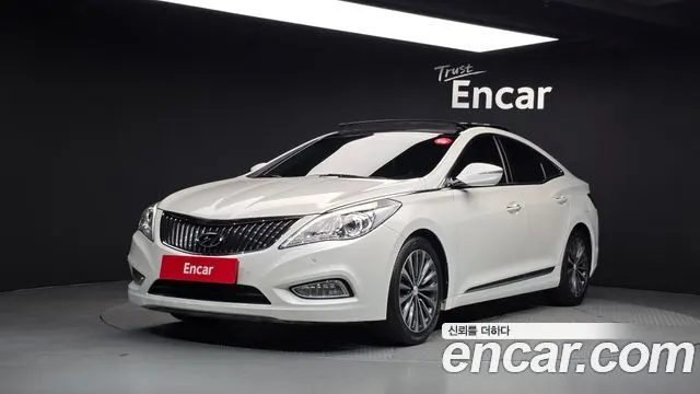 HYUNDAI GRANDEUR HG 2013
