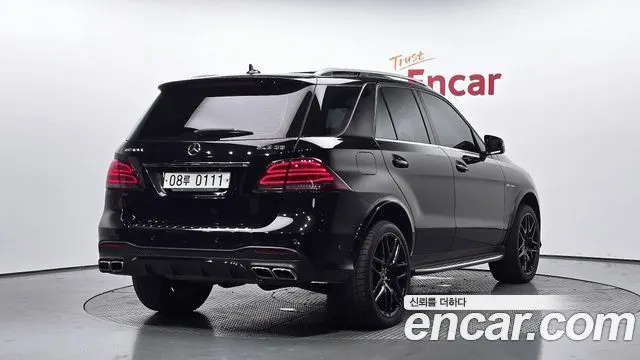 MERCEDES-BENZ GLE-CLASS W166 2017 — 90 647 км, чёрный, Корея — под ключ — фото 2