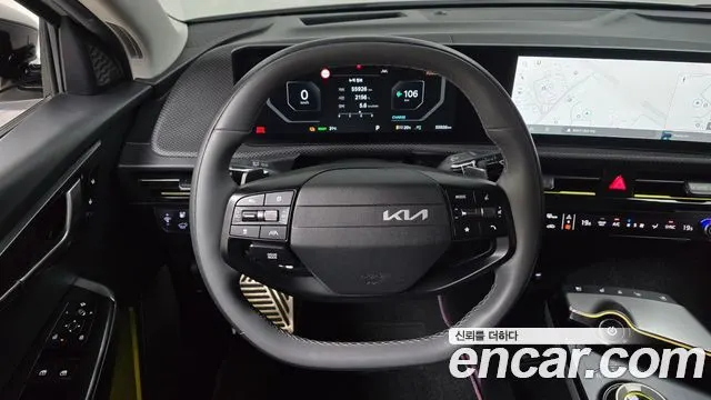 KIA EV6 2025 — 55 926 км, белый-перламутр, Корея — под ключ — фото 12