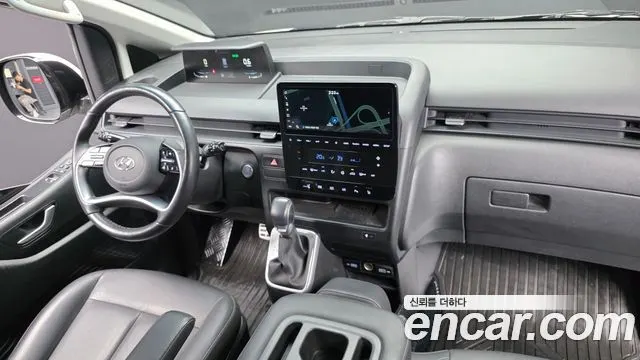 HYUNDAI STARIA 2024 — 75 823 км, белый, Корея — под ключ — фото 7