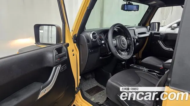 JEEP WRANGLER 2014 — 67 233 км, коричневый, Корея — под ключ — фото 10